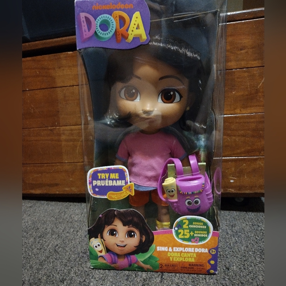 Nickelodeon Dora Sing & Explore Dora Adventure Doll - Pink and Purple